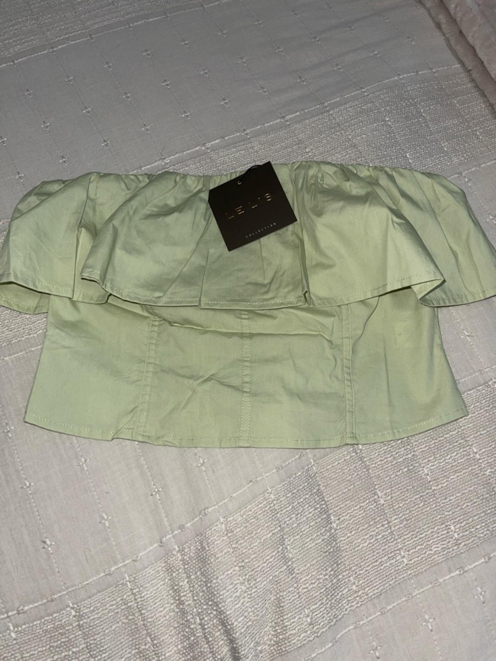 Le Lis Strapless Ruffle Crop Top - Mint Green